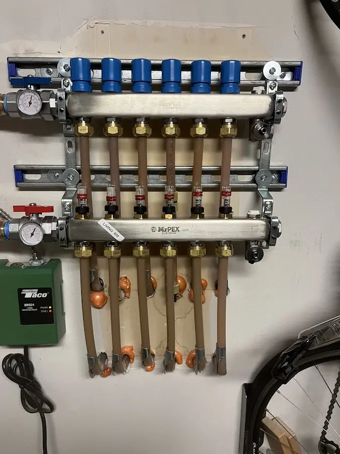 Plumber performing Leak Detection at a residential property in Johnson Lane